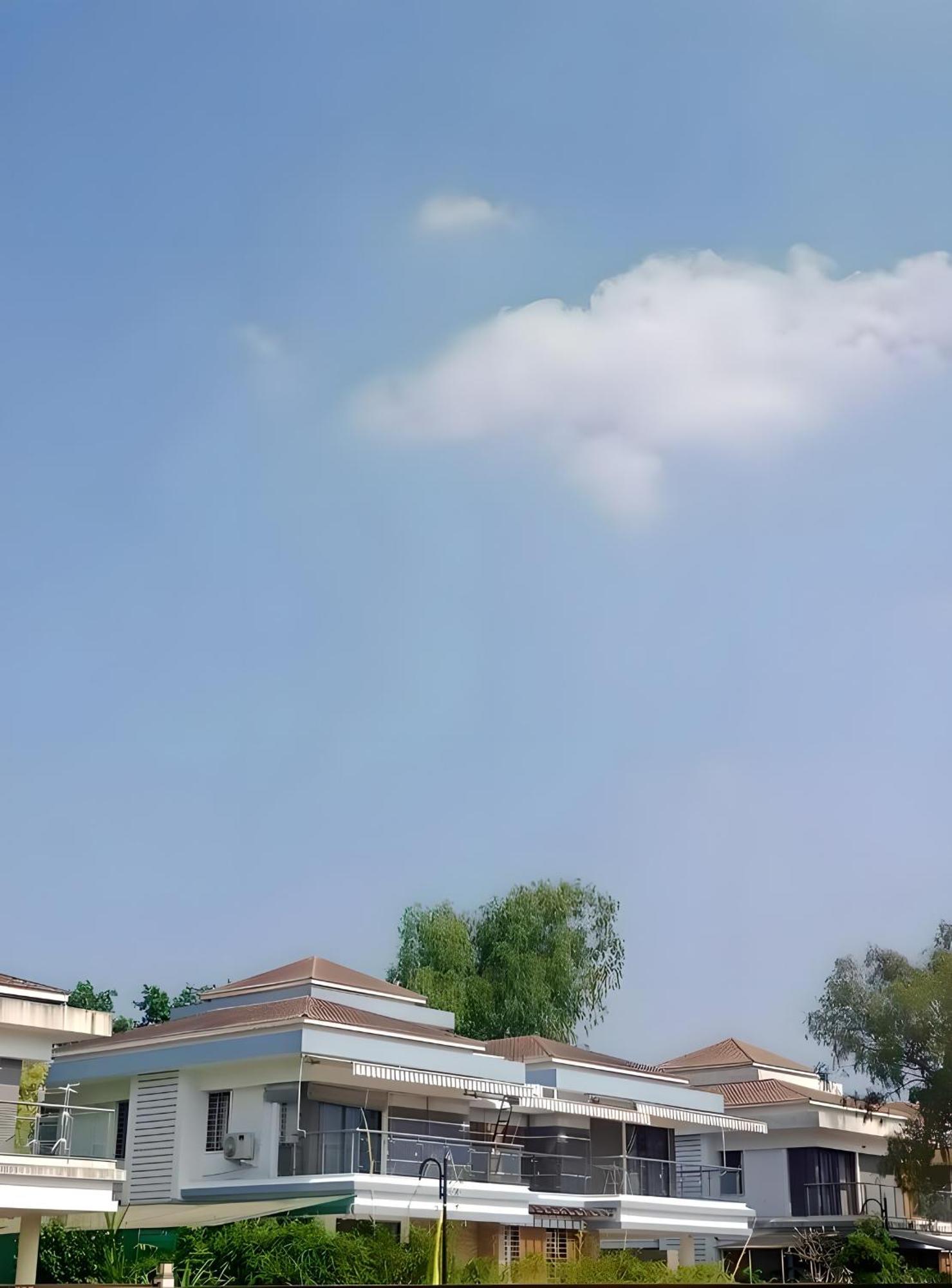 Mizzle Exotica Lonavala Apartment ภายนอก รูปภาพ