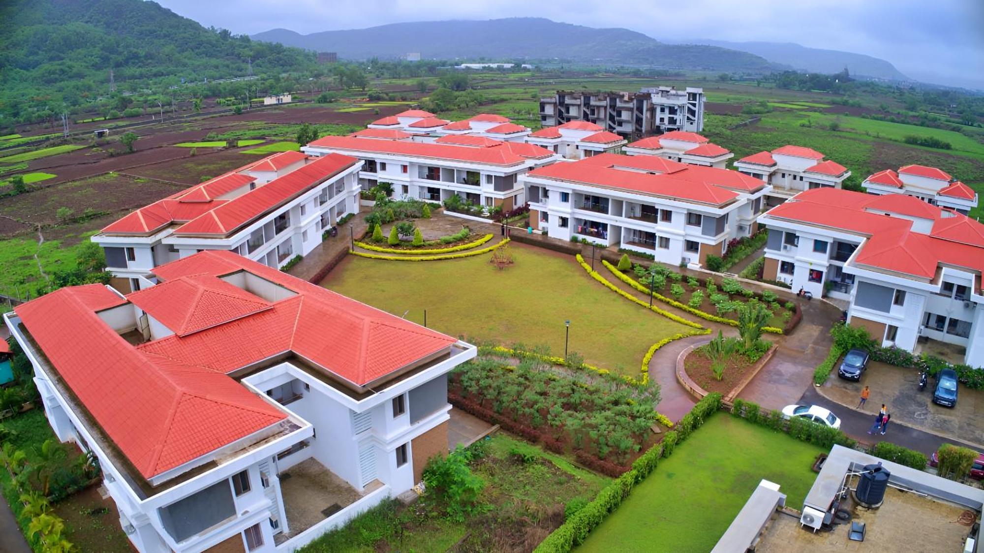 Mizzle Exotica Lonavala Apartment ภายนอก รูปภาพ