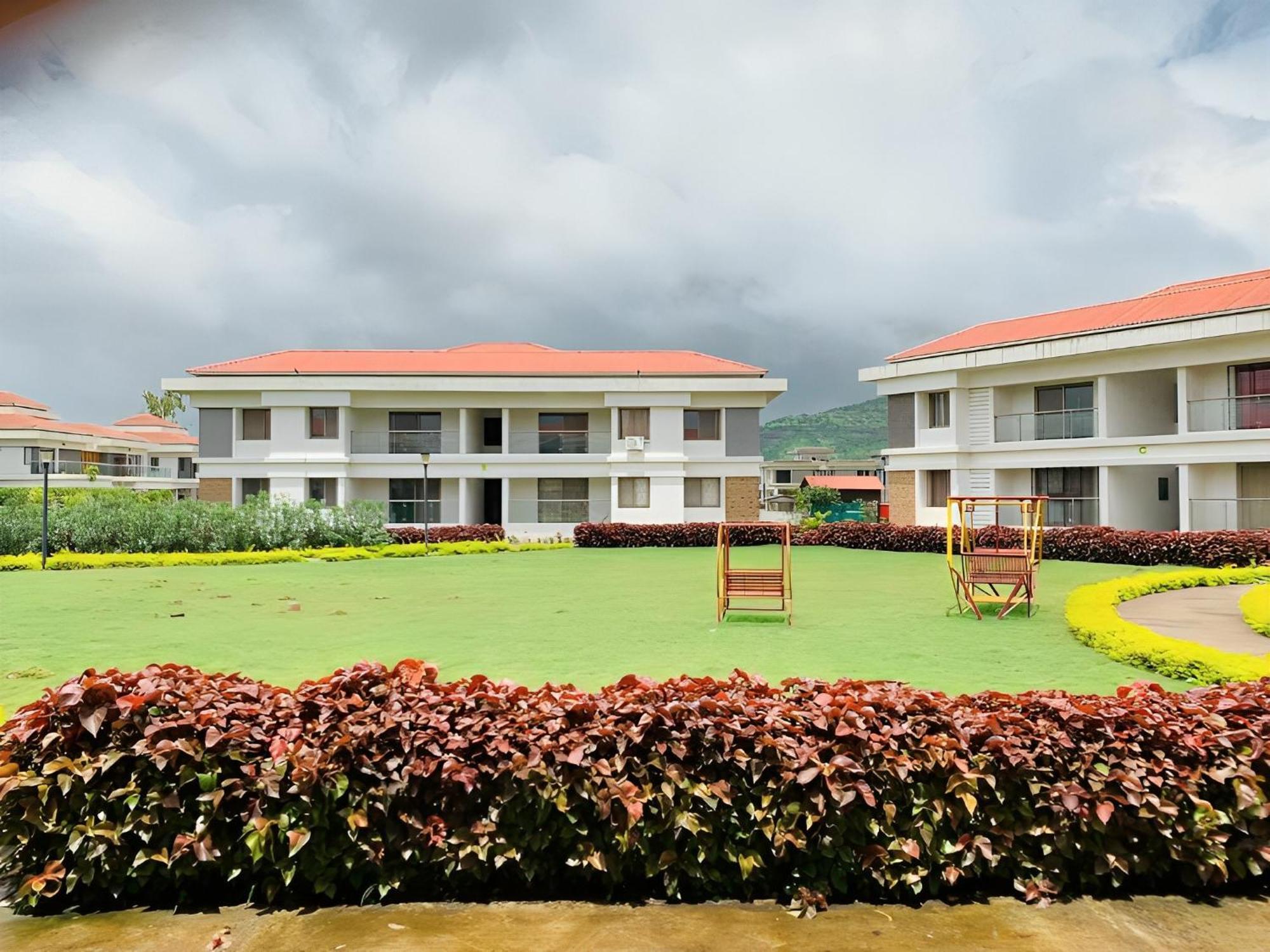 Mizzle Exotica Lonavala Apartment ภายนอก รูปภาพ